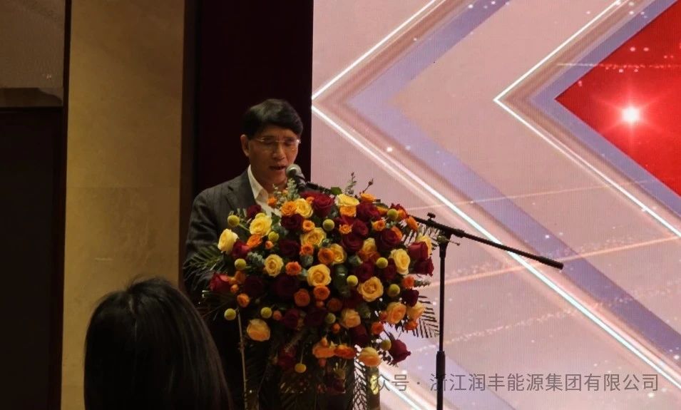 1715663446566012.jpg 8ef5f4c7c246c5d45e17ec3171da547c.jpg